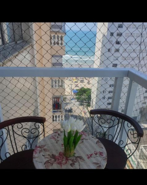 50 m do mar, 3 dorm, sacada com vista mar, pitangueiras, vaga de garagem, Pet friendly, berço